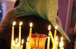 Jak zapálit svíčky v kostele: doporučení pro první osvojitele