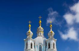 Smolny Katedrali kilisesi hizmet programı